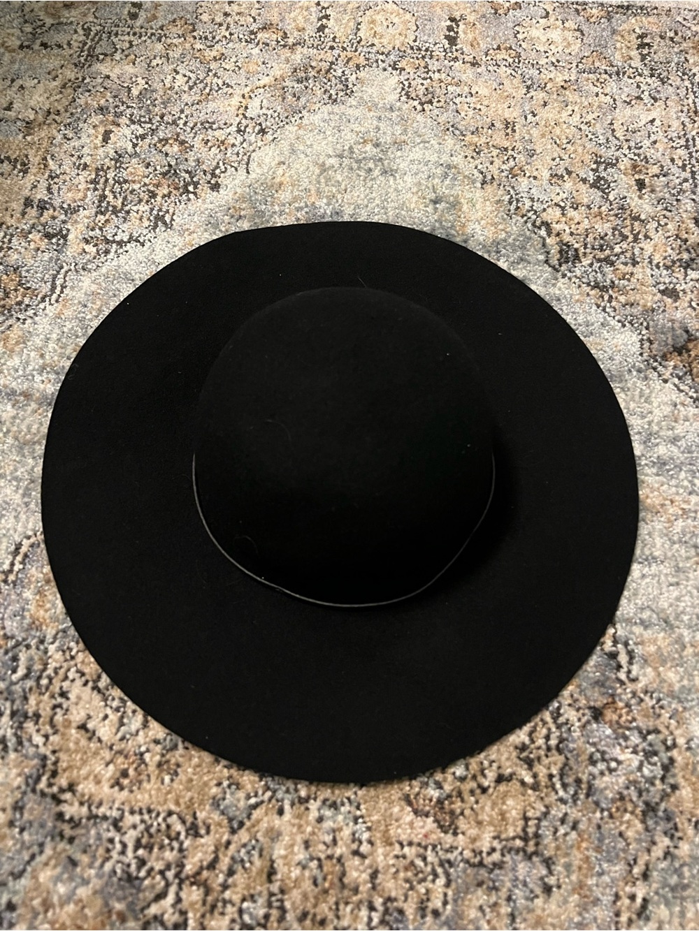 Black Wide-Brim Felt Hat